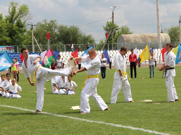 каратэ